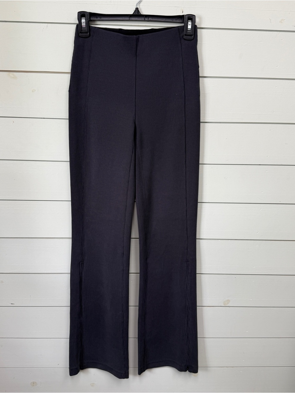 Lululemon brushed softstreme ribbed zip flared pants 32.5" black women's size 4